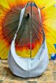 Nagyméretű, bőr testtáska 